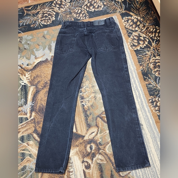 Black Skinny Jeans with Sleek Fit - Picture 2 of 9